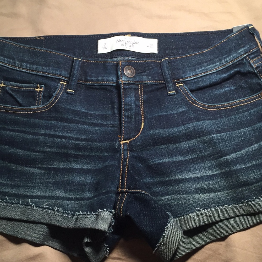A&F low rise midi shorts